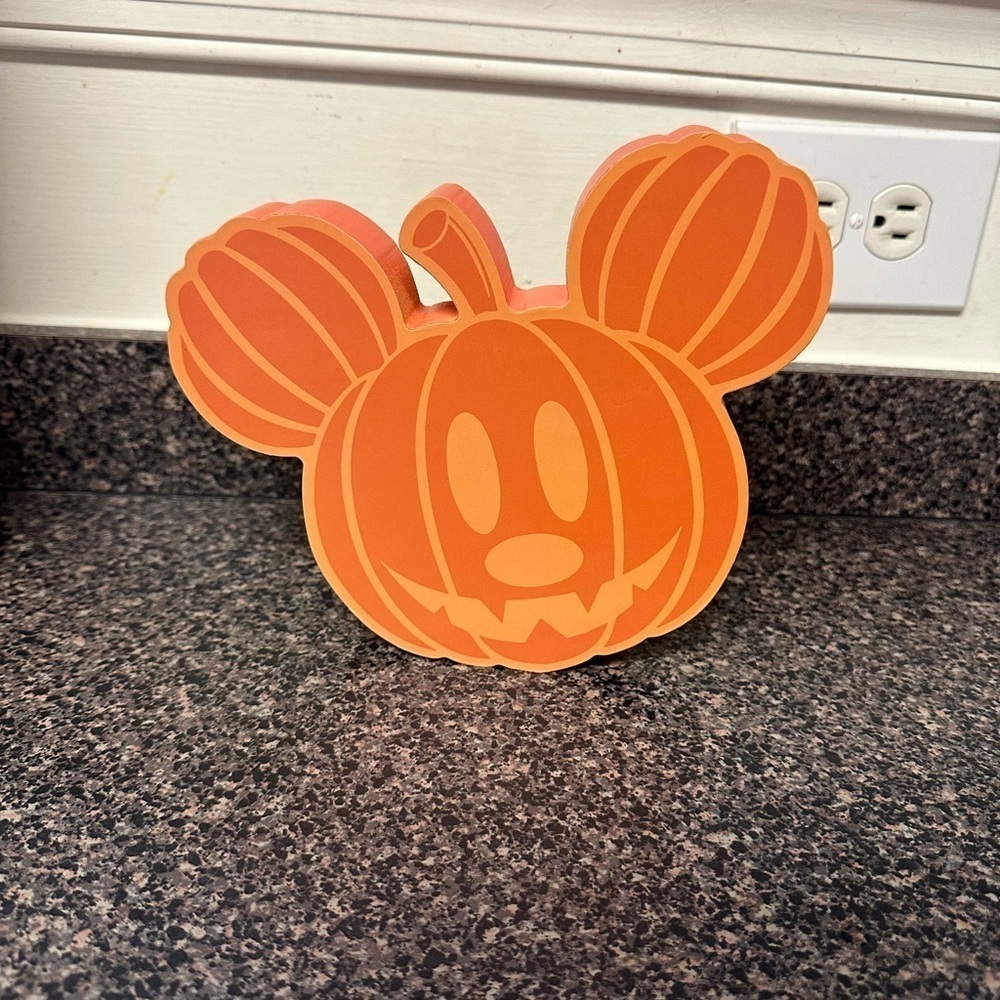 Halloween Wooden Mickey Mouse Jack O Lantern Pumpkin Decor